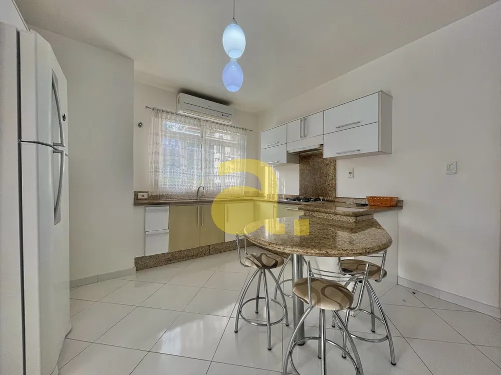 Casa, 3 quartos, 365 m² - Foto 4