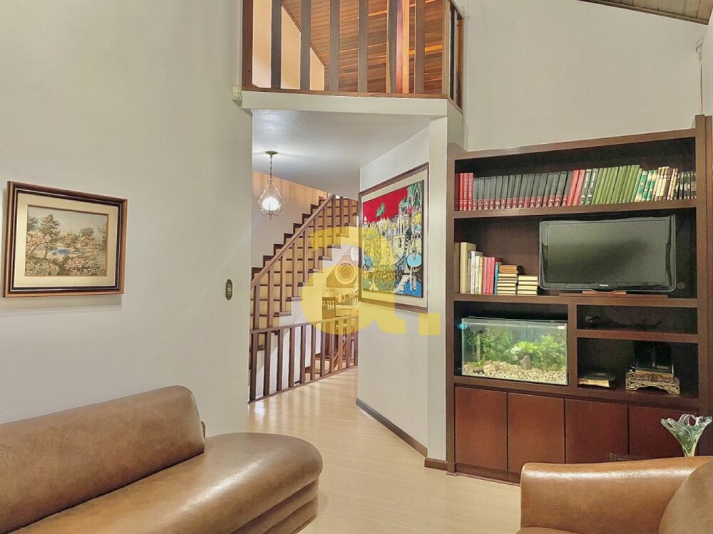 Casa para alugar com 5 quartos, 429m² - Foto 24