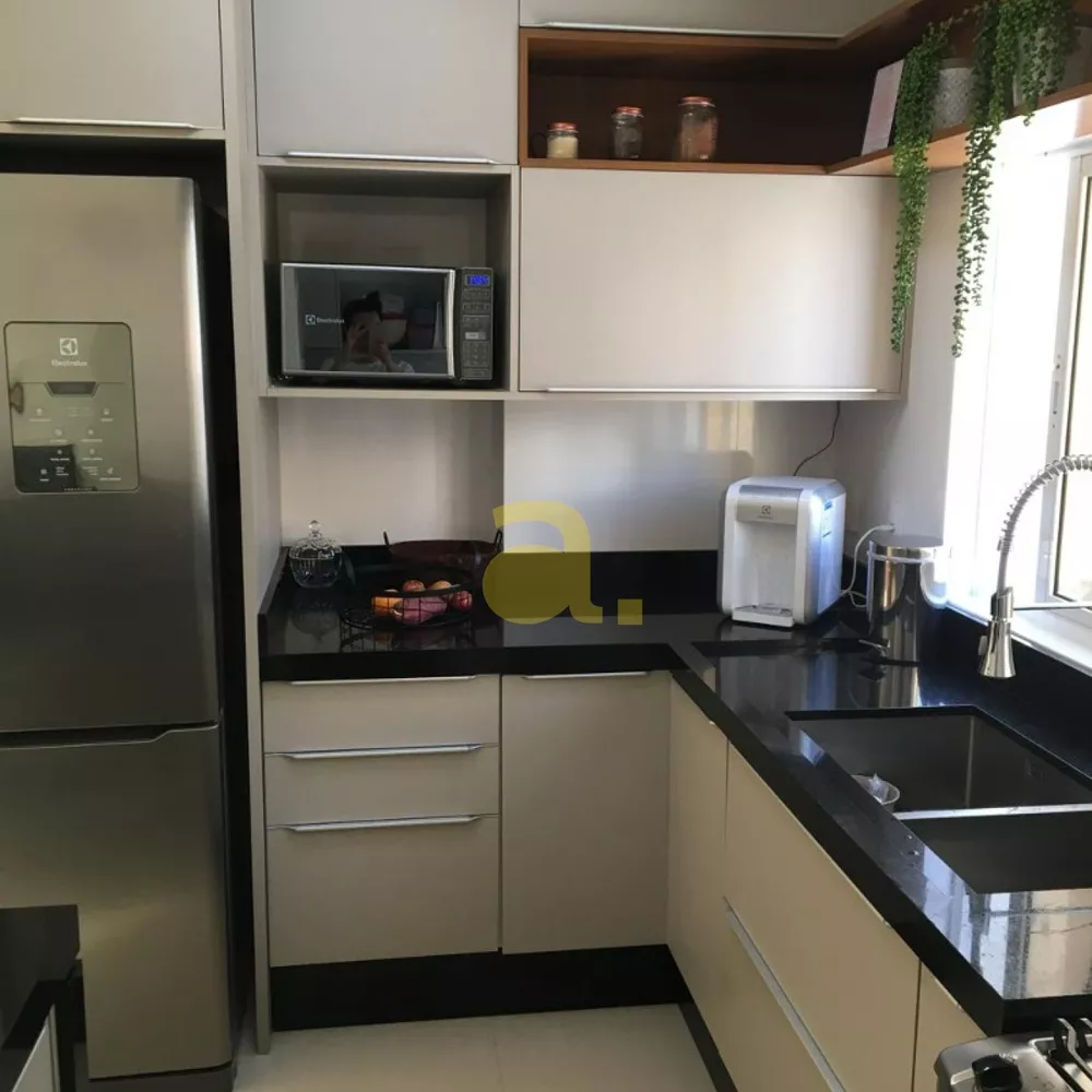 Apartamento à venda com 3 quartos, 260m² - Foto 6