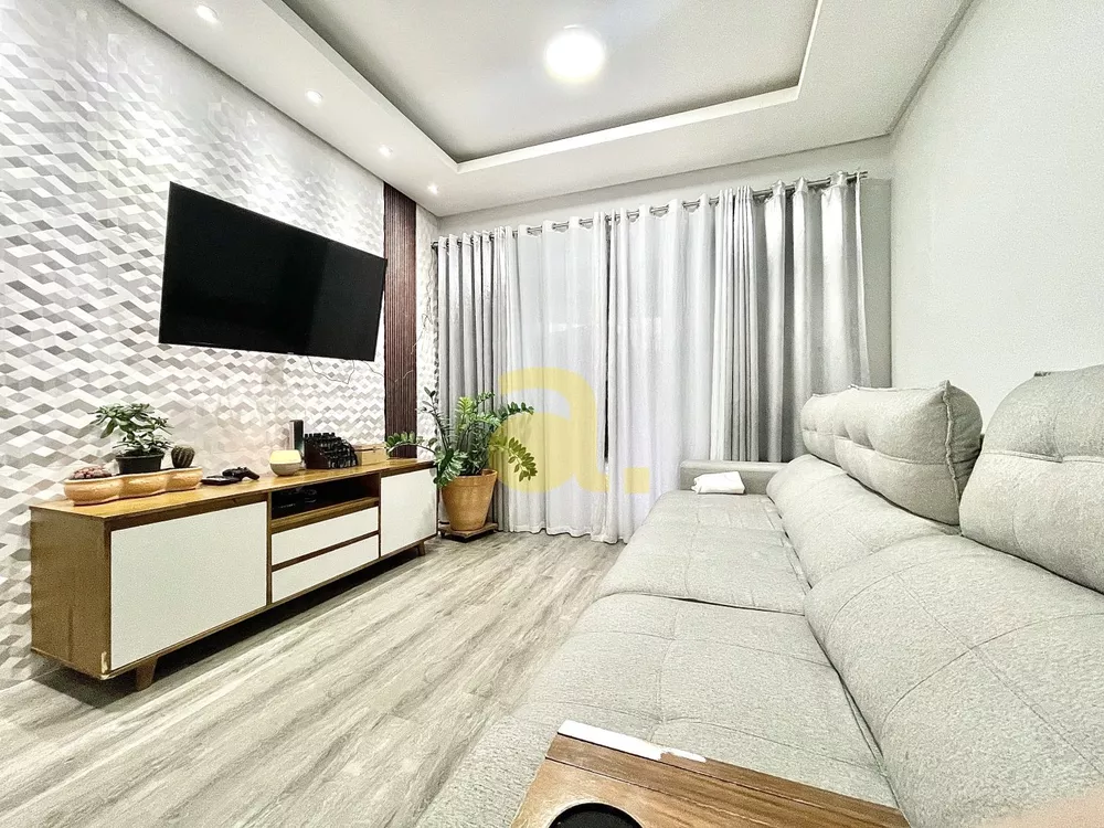 Apartamento à venda com 3 quartos, 109m² - Foto 1