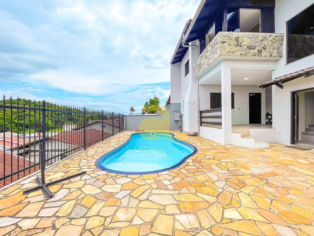 Casa, 3 quartos, 225 m² - Foto 3