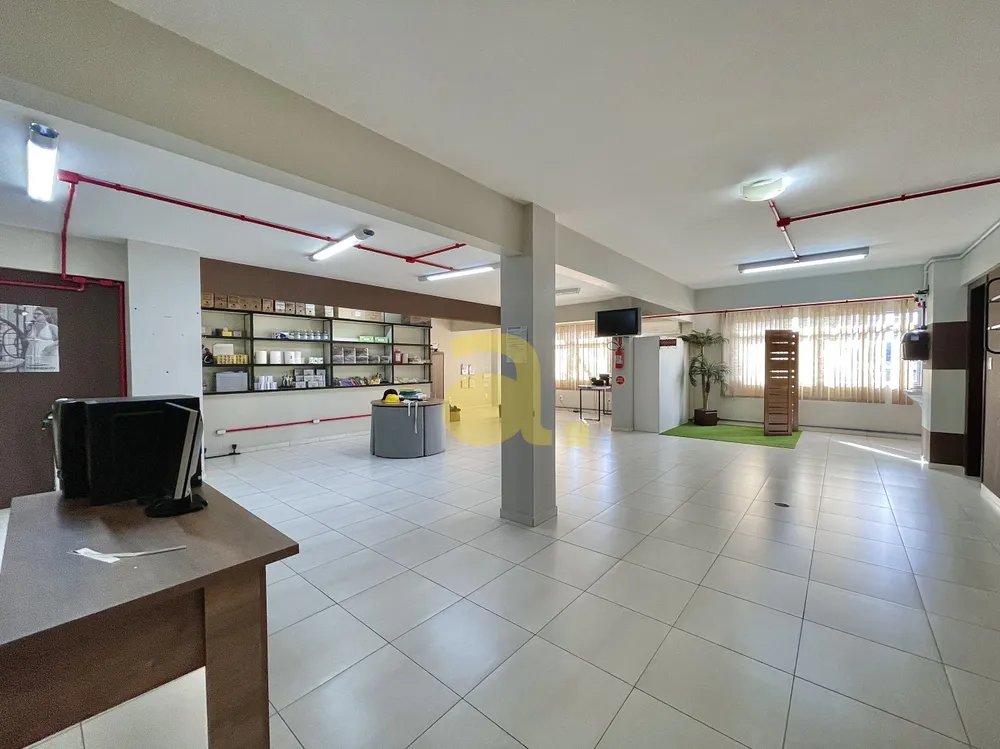 Sala-Conjunto, 100 m² - Foto 1