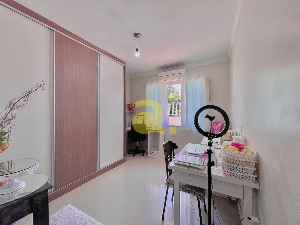 Casa, 4 quartos, 270 m² - Foto 8