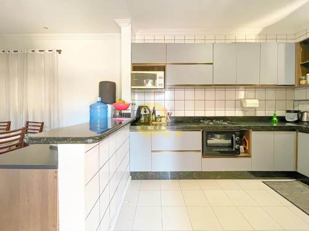 Casa, 3 quartos, 207 m² - Foto 5