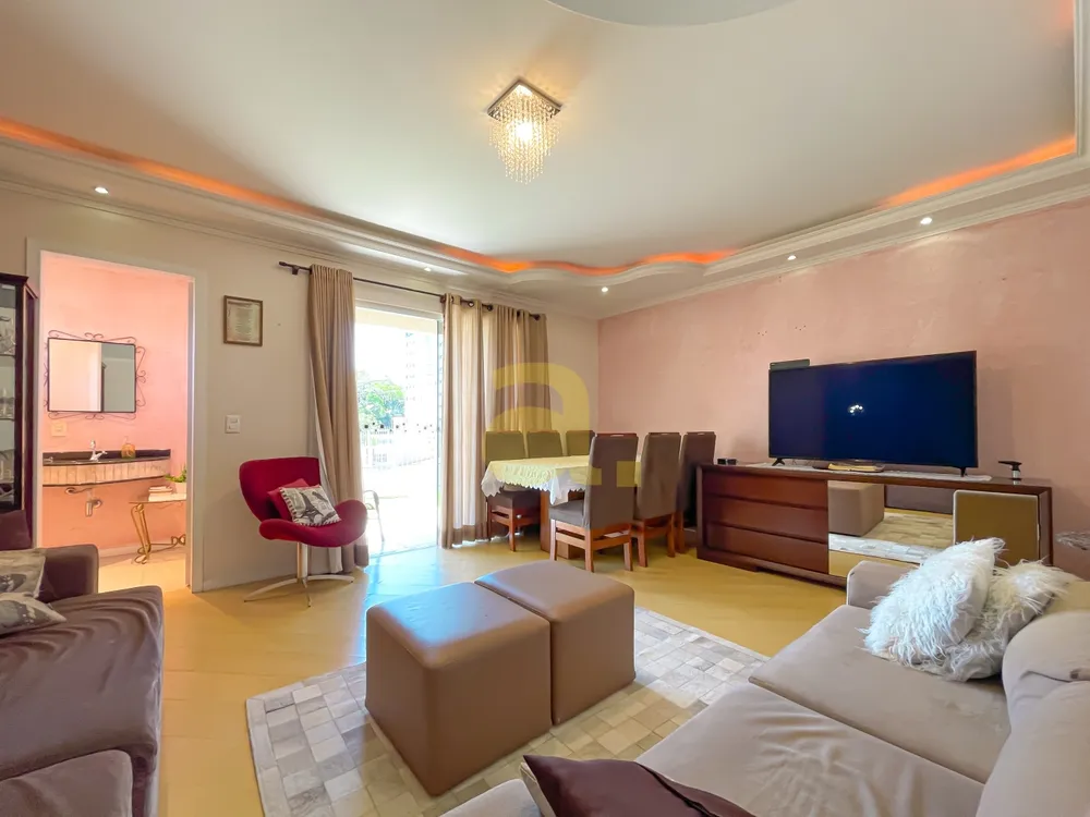 Casa, 3 quartos, 207 m² - Foto 4