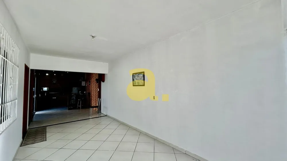 Casa, 3 quartos, 250 m² - Foto 8