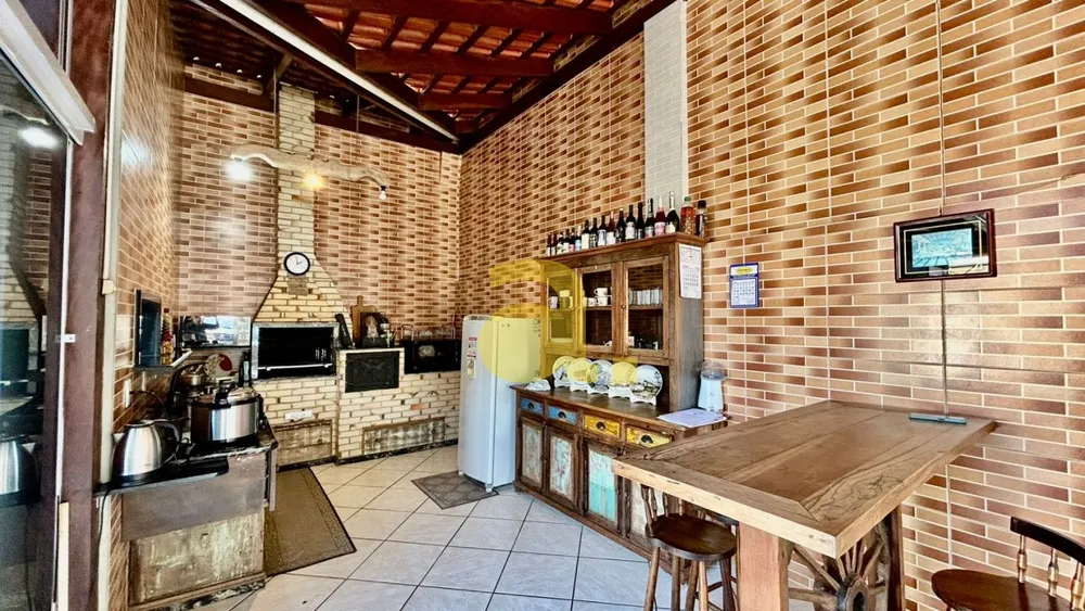 Casa, 3 quartos, 250 m² - Foto 3