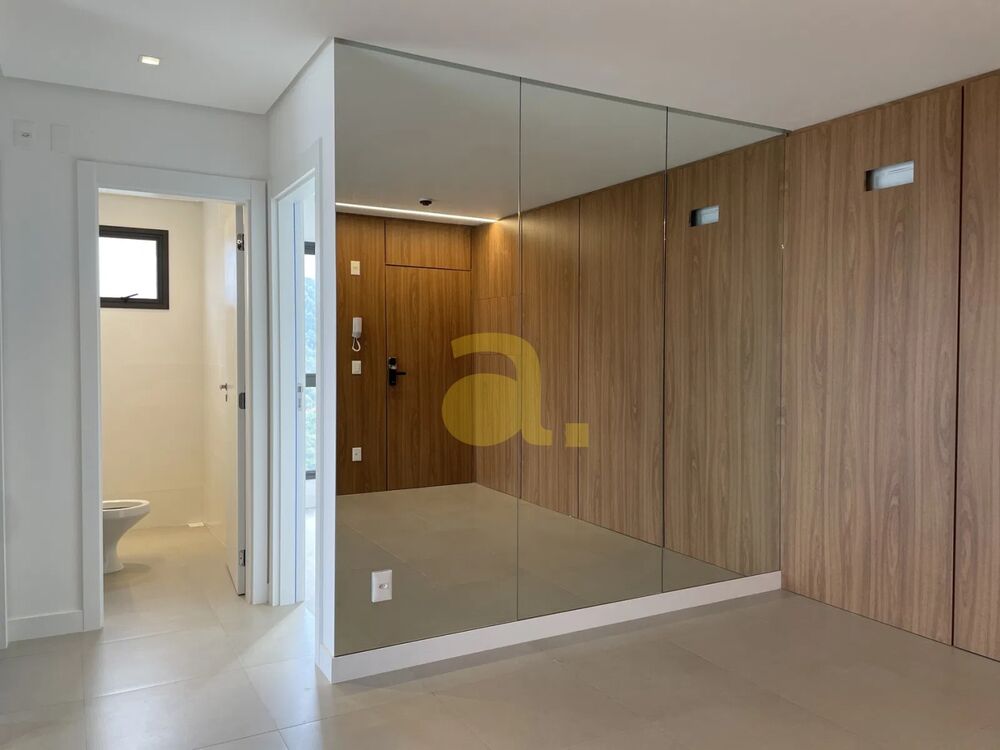 Apartamento à venda com 2 quartos, 76m² - Foto 3
