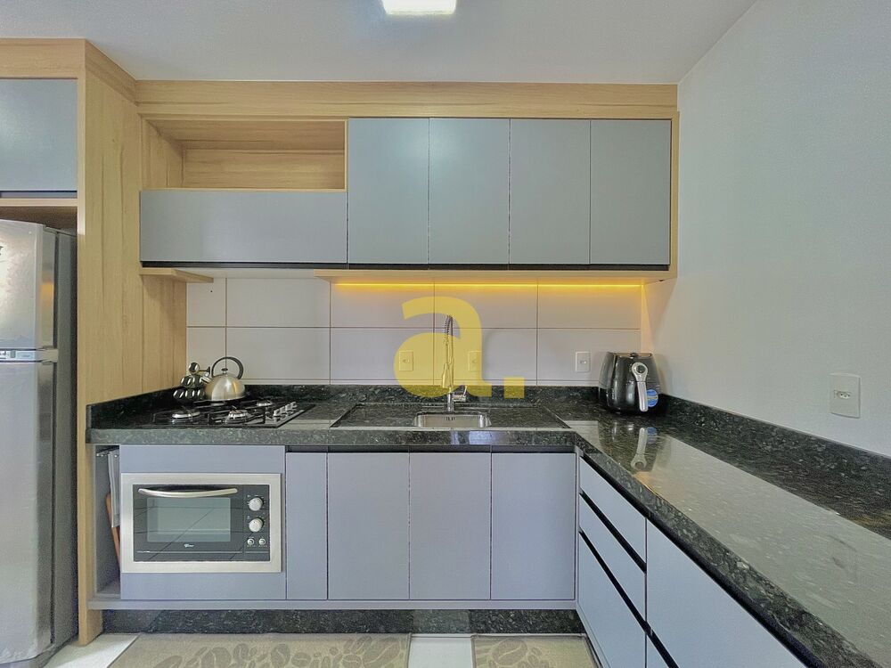 Apartamento à venda com 2 quartos, 67m² - Foto 4