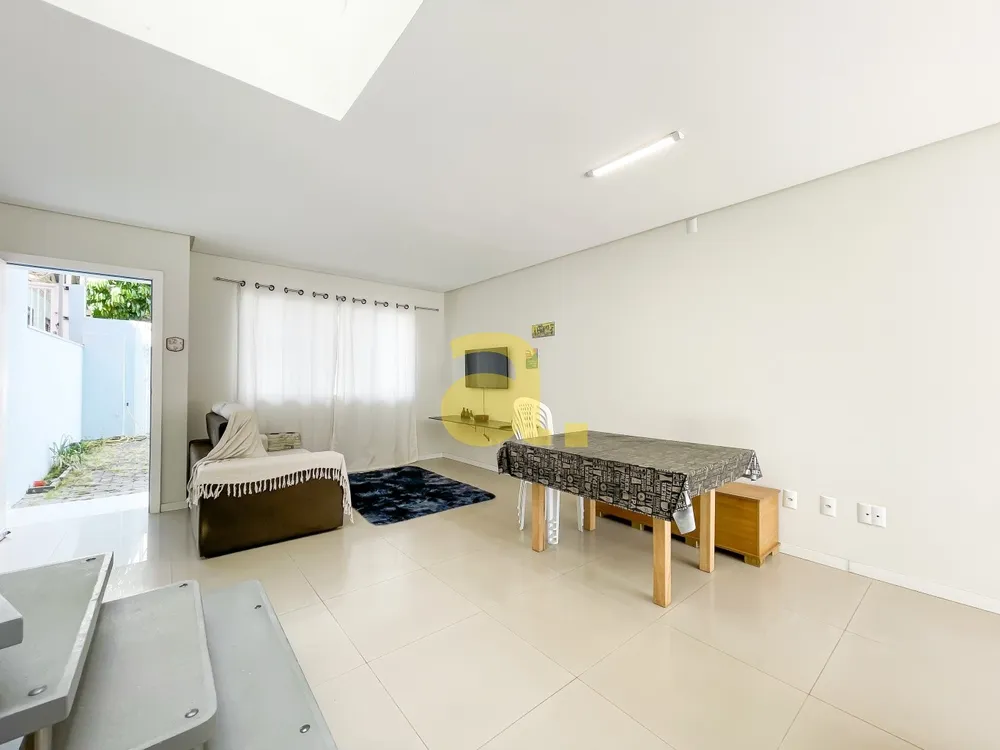Casa, 2 quartos, 99 m² - Foto 1