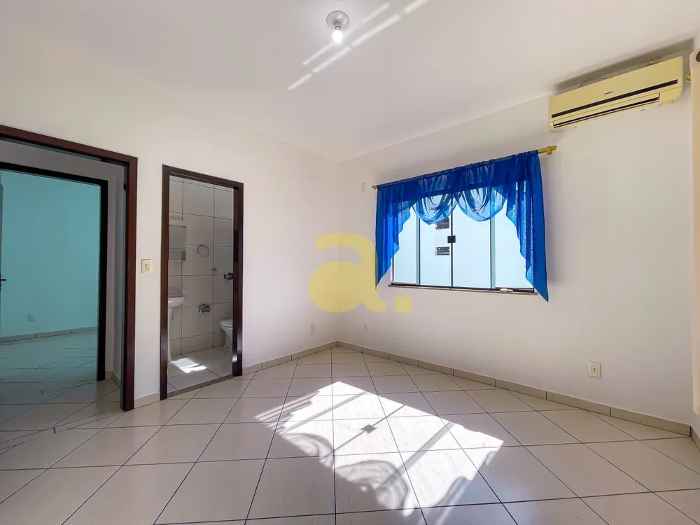 Casa, 3 quartos, 300 m² - Foto 11