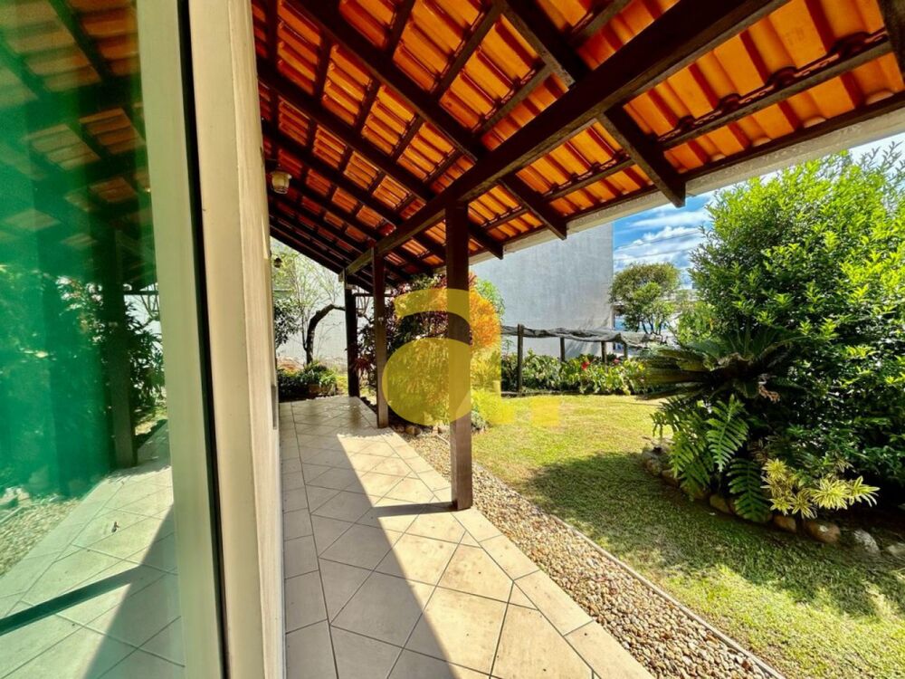 Casa para alugar com 3 quartos, 140m² - Foto 4