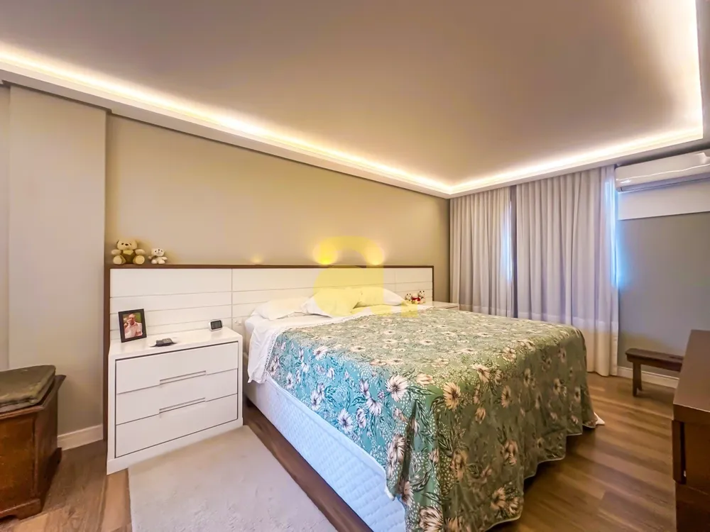 Apartamento, 3 quartos, 235 m² - Foto 11