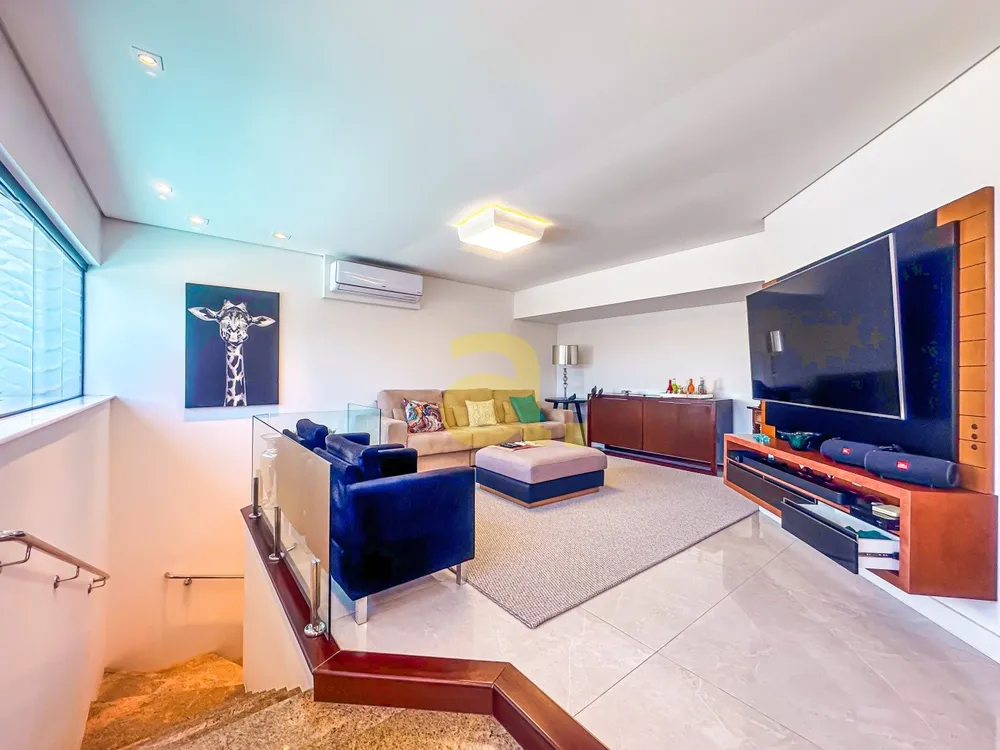 Apartamento, 3 quartos, 235 m² - Foto 2