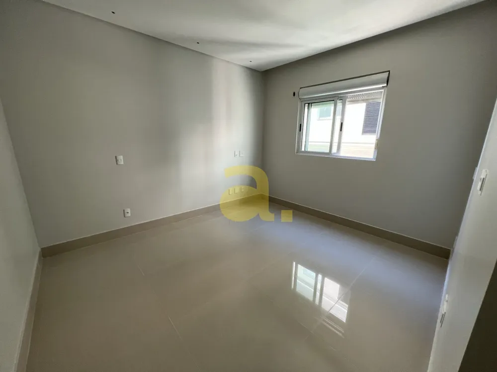 Apartamento, 4 quartos, 240 m² - Foto 11