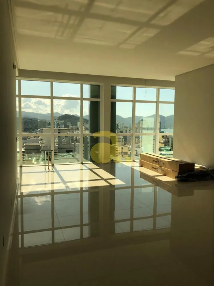 Cobertura, 5 quartos, 420 m² - Foto 4