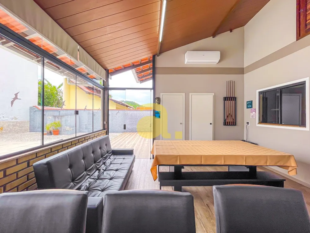 Casa, 3 quartos, 157 m² - Foto 6