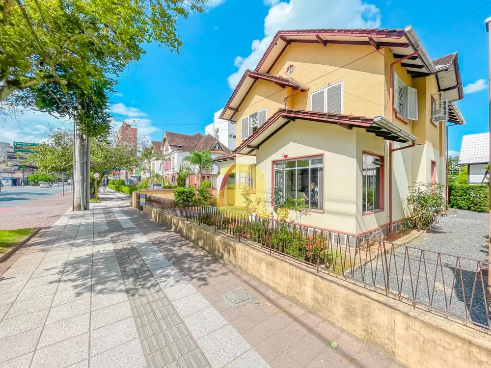 Casa, 5 quartos, 280 m² - Foto 2