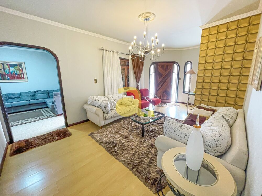 Casa para alugar com 4 quartos, 287m² - Foto 7