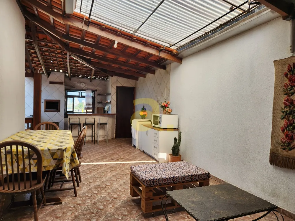 Casa, 3 quartos, 177 m² - Foto 4