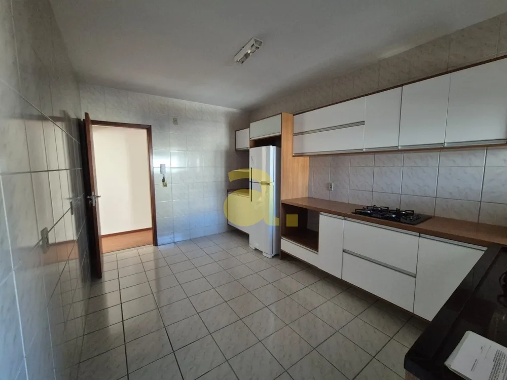 Apartamento, 3 quartos, 99 m² - Foto 2
