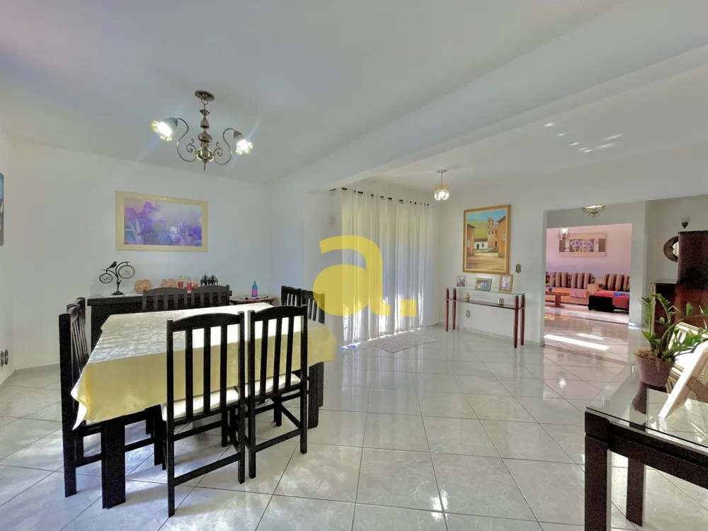 Casa, 3 quartos, 352 m² - Foto 2