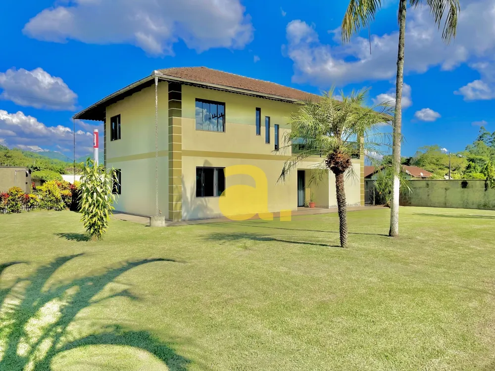 Casa, 3 quartos, 352 m² - Foto 1