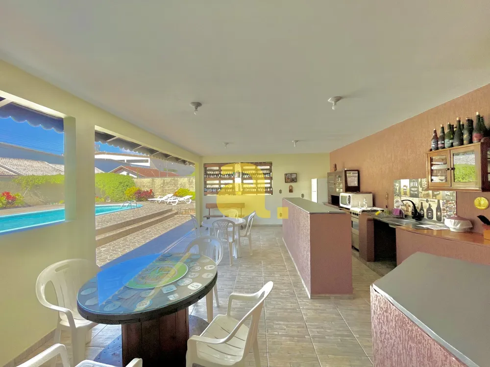 Casa, 3 quartos, 352 m² - Foto 1