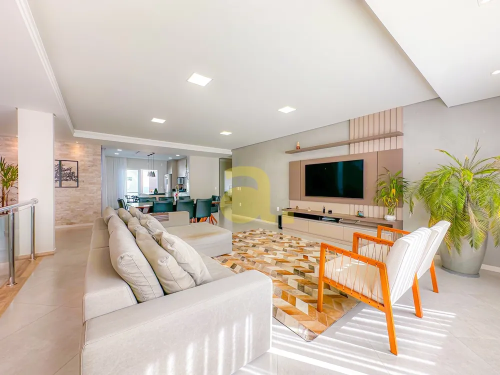 Casa, 4 quartos, 304 m² - Foto 4