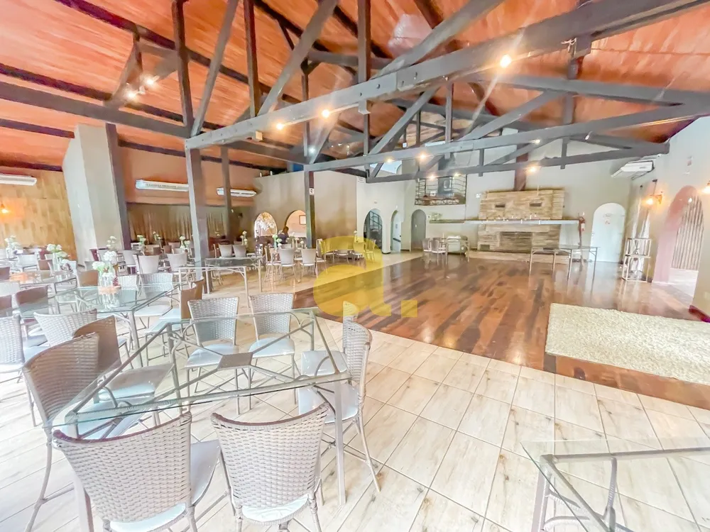 Sítio, 8 quartos, 1365 m² - Foto 9