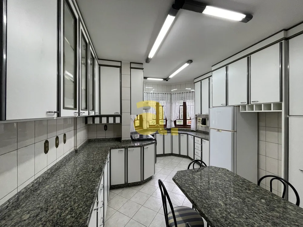 Casa, 4 quartos, 307 m² - Foto 6
