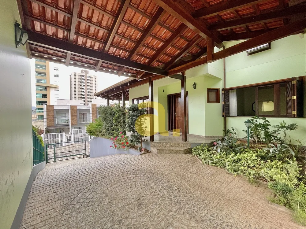 Casa, 4 quartos, 307 m² - Foto 3