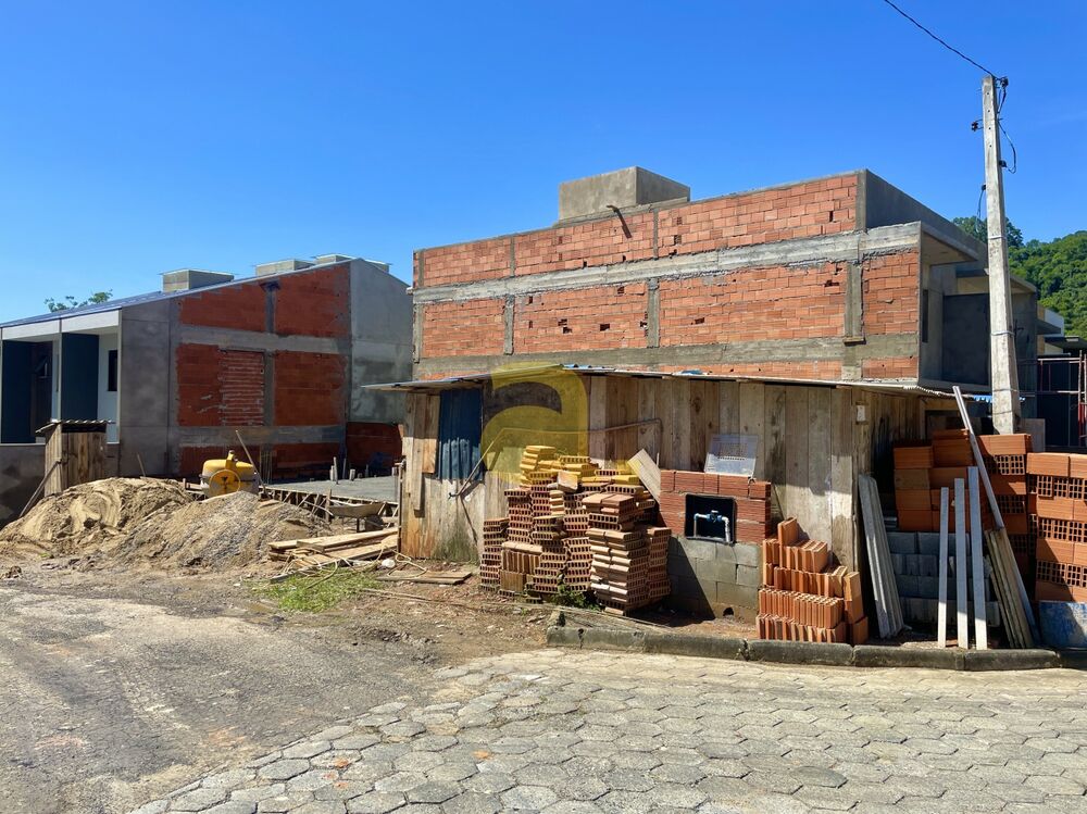Sobrado à venda com 3 quartos, 165m² - Foto 1