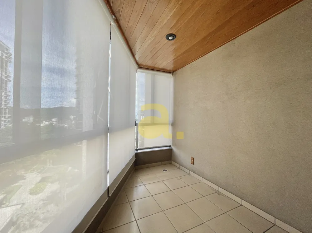 Apartamento, 3 quartos, 220 m² - Foto 11