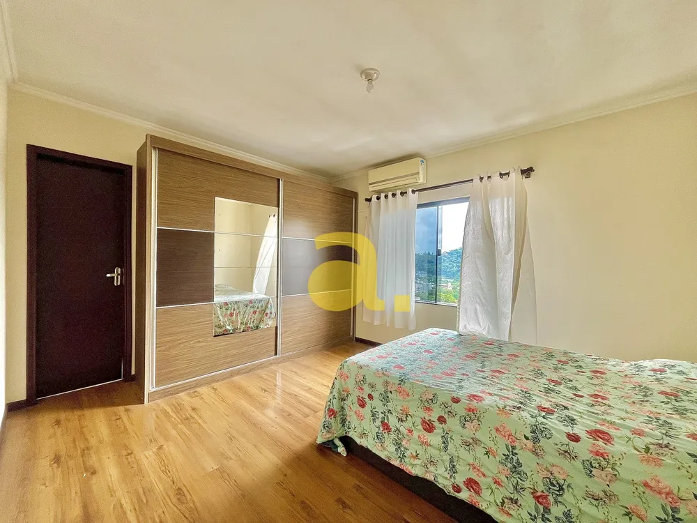 Casa, 3 quartos, 205 m² - Foto 14