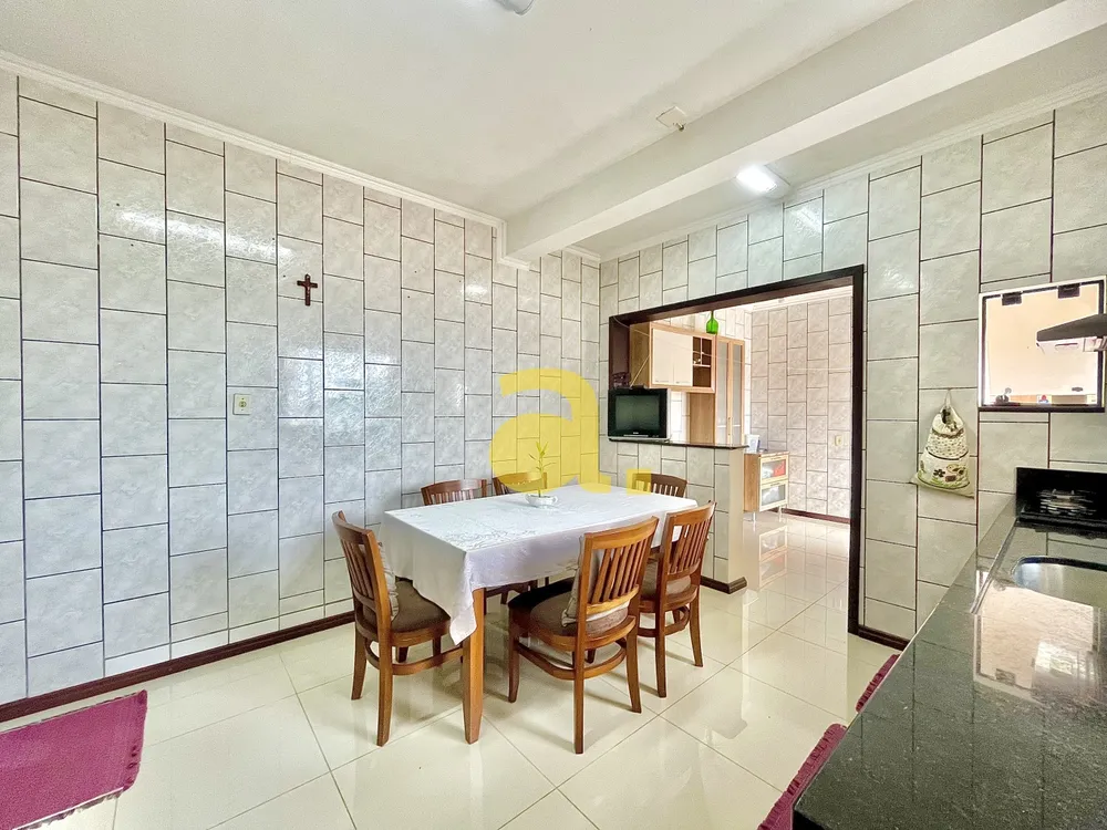 Casa, 3 quartos, 205 m² - Foto 9