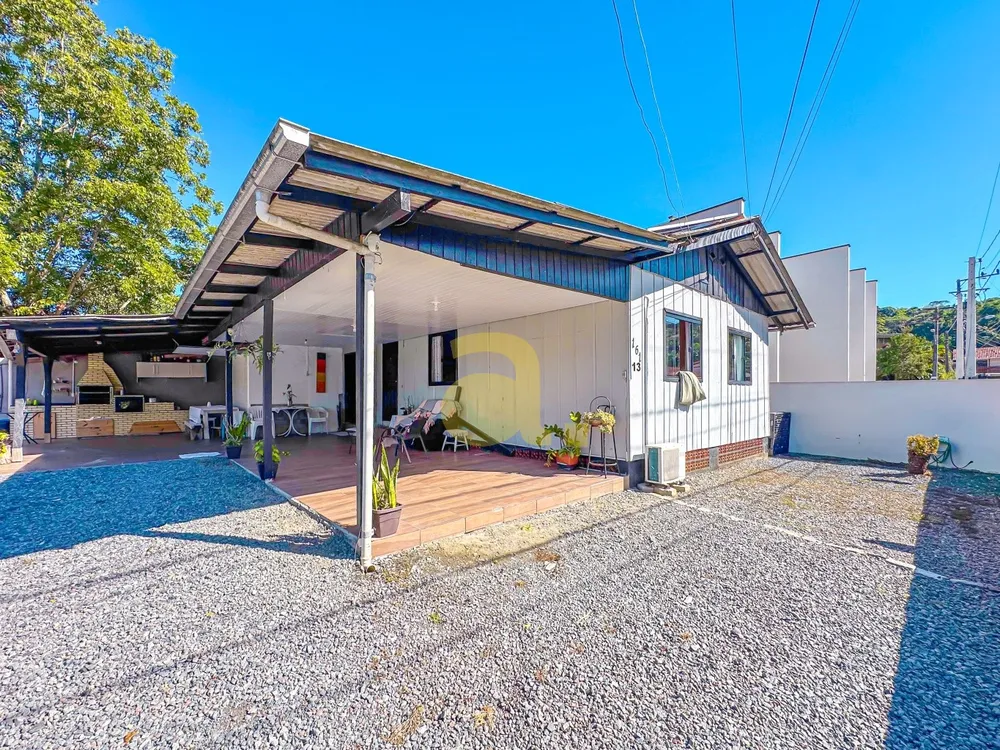 Casa, 3 quartos, 141 m² - Foto 2
