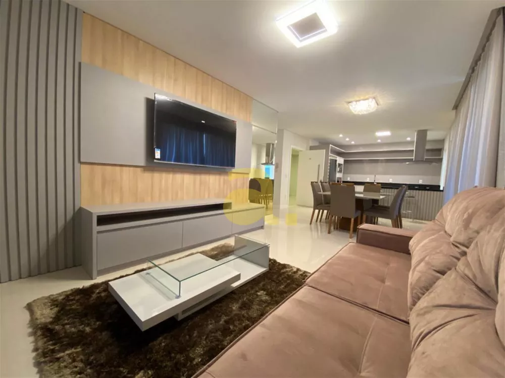 Apartamento à venda com 3 quartos, 142m² - Foto 1