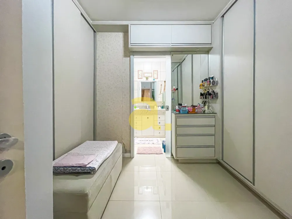 Casa, 4 quartos, 238 m² - Foto 7