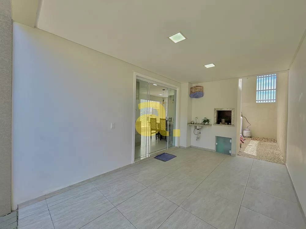 Sobrado à venda com 3 quartos, 109m² - Foto 4