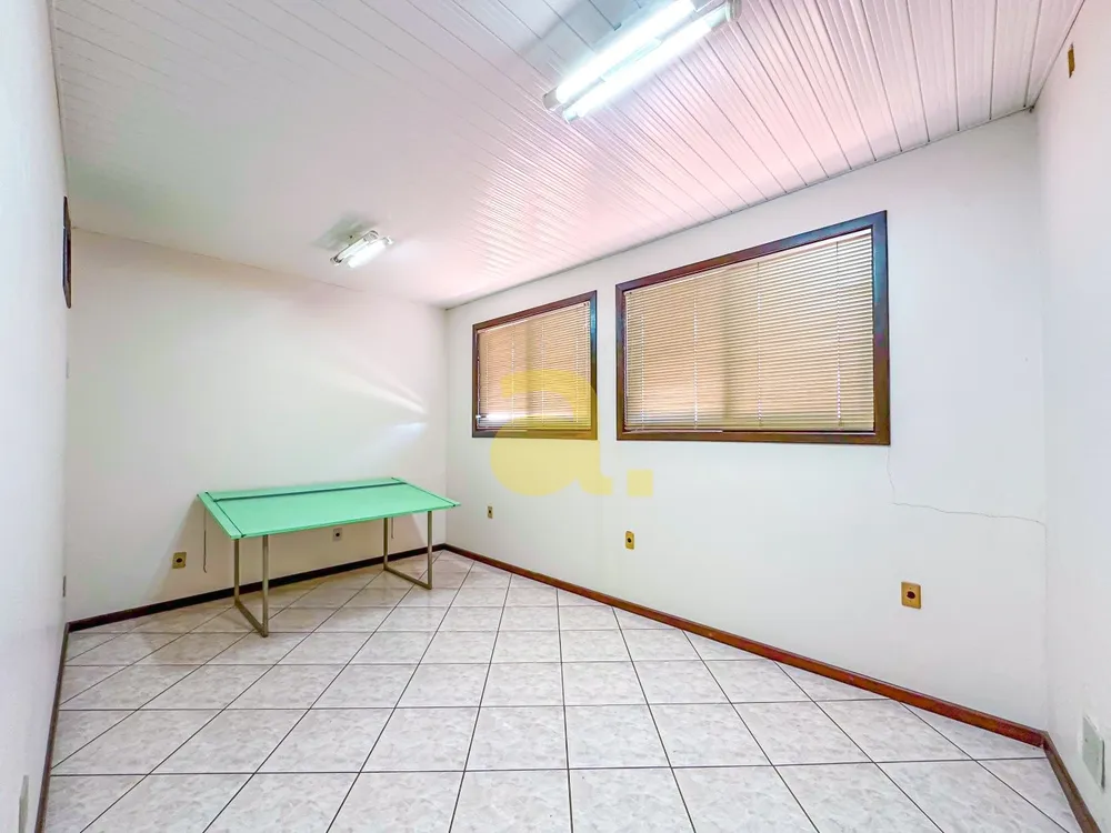 Casa, 4 quartos, 319 m² - Foto 10