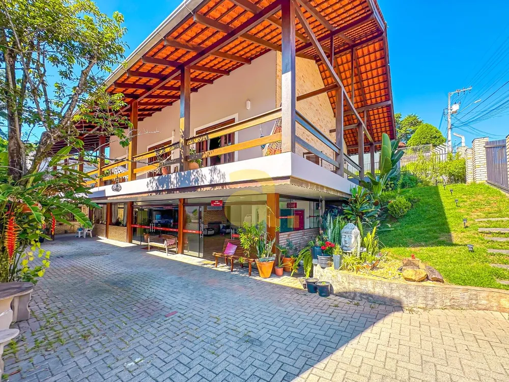 Casa, 3 quartos, 383 m² - Foto 1