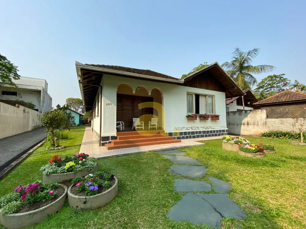 Casa, 4 quartos, 268 m² - Foto 1