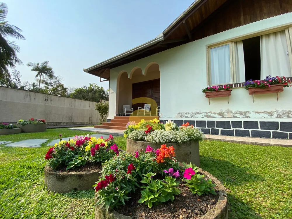 Casa, 4 quartos, 268 m² - Foto 3