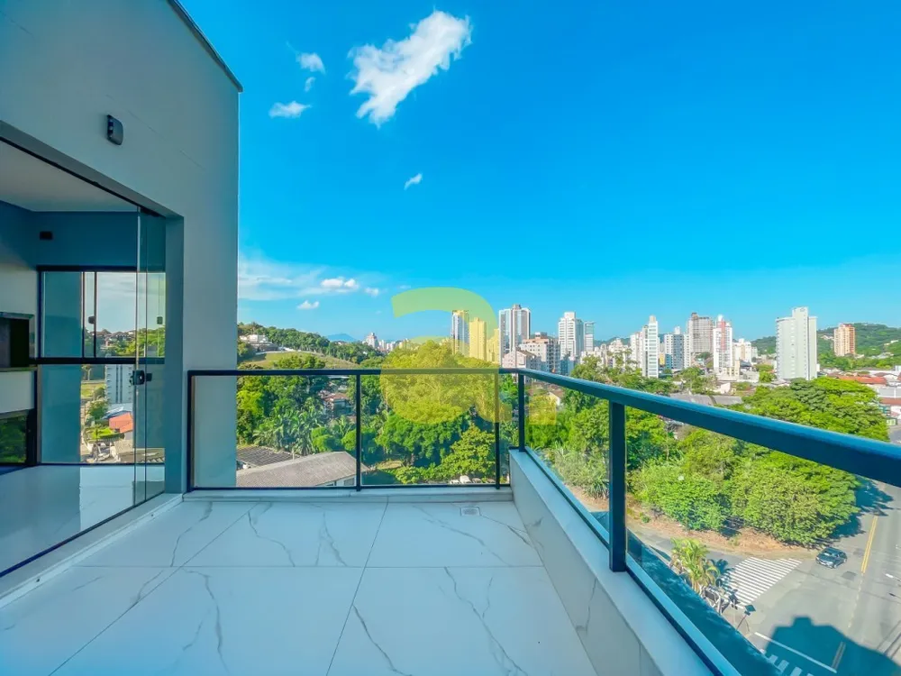 Apartamento, 3 quartos, 143 m² - Foto 1