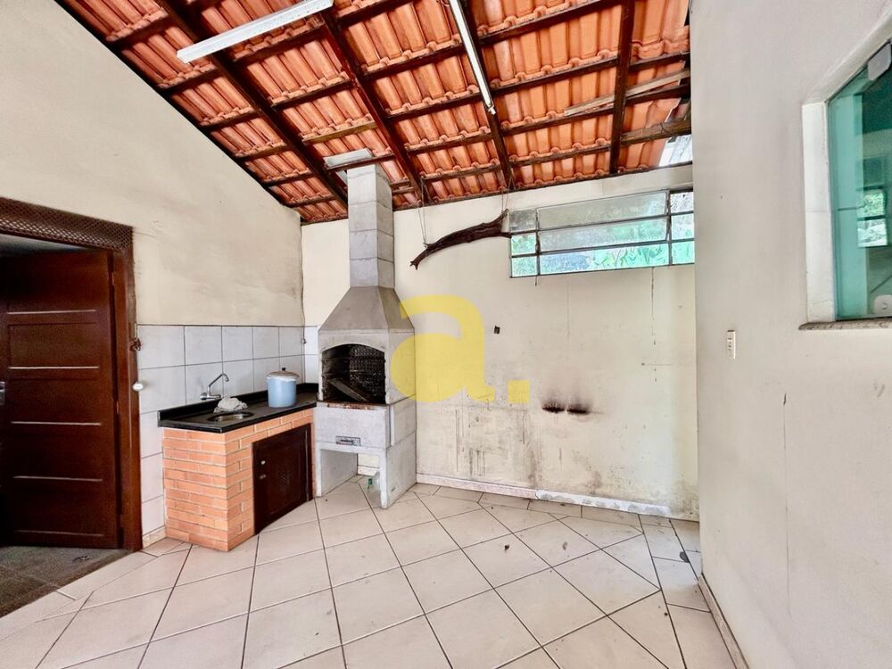 Casa à venda com 3 quartos, 140m² - Foto 5