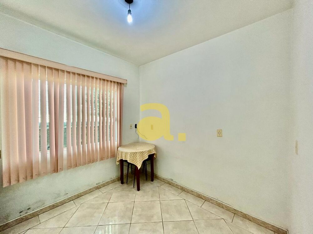 Casa à venda com 3 quartos, 140m² - Foto 9