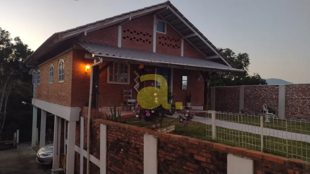 Casa, 2 quartos, 107 m² - Foto 1