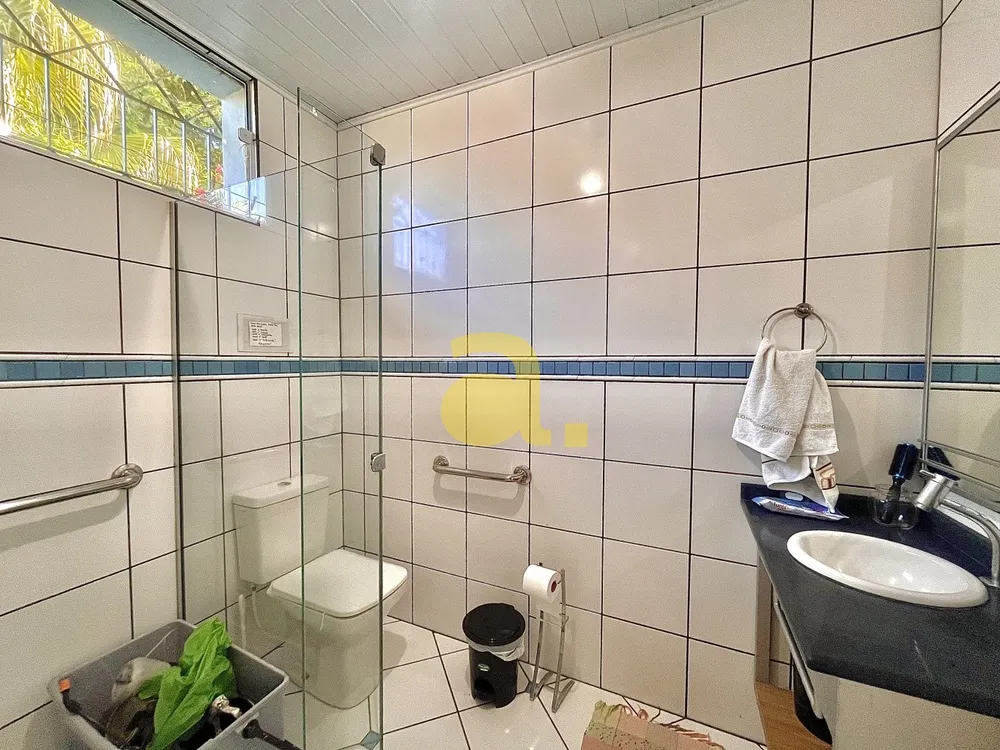 Casa, 3 quartos, 211 m² - Foto 2