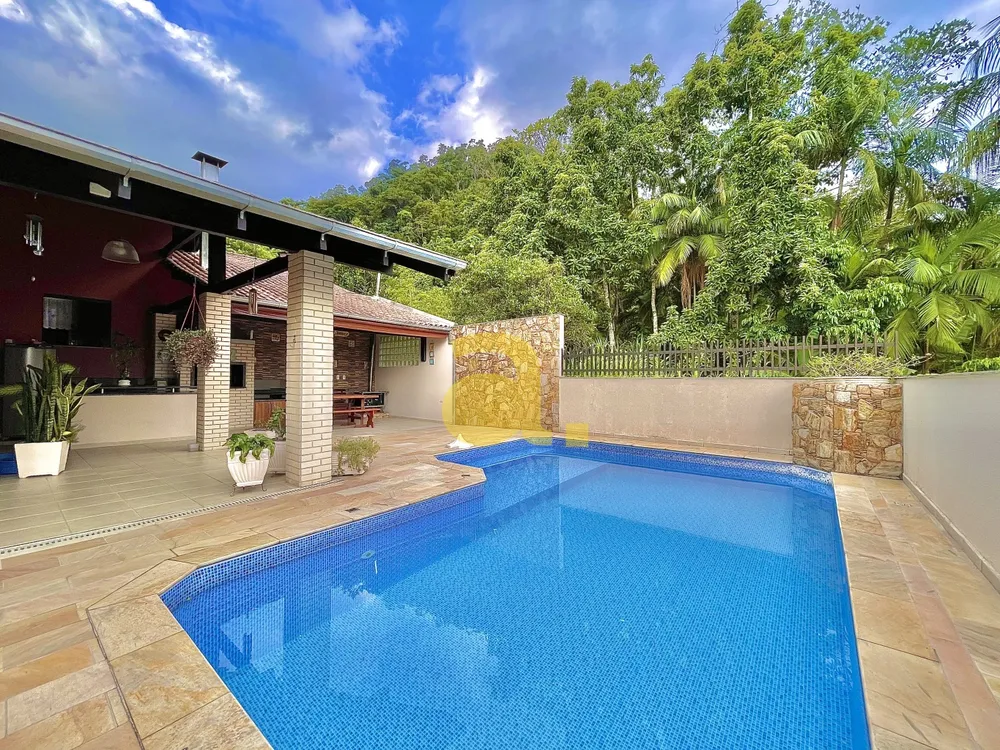 Casa, 5 quartos, 354 m² - Foto 1
